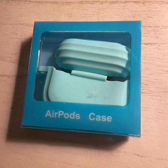 AirPod case 2nd generation - Picture 1 of 2